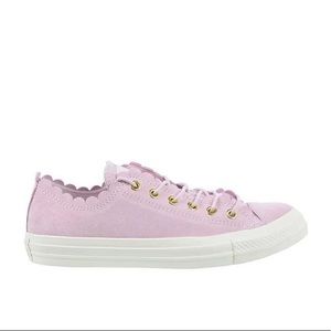 Converse Low Top Suede purple